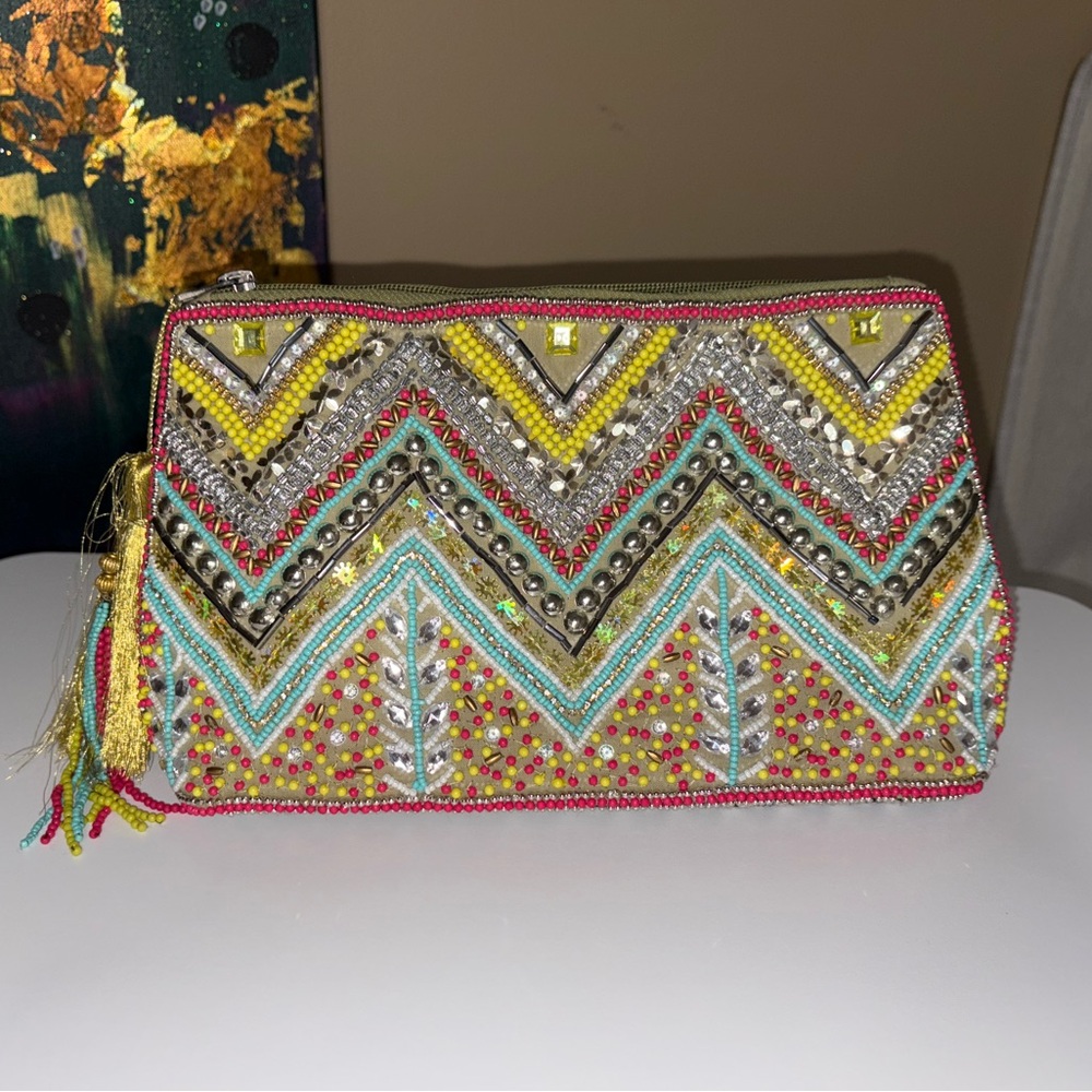 Beaded Chic Pouch/Purse